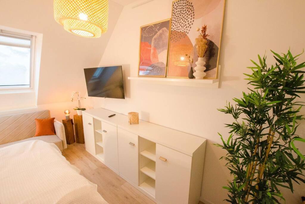 Casarina - Gemuetliches Apartment Im Zentrum Augsburg Zewnętrze zdjęcie