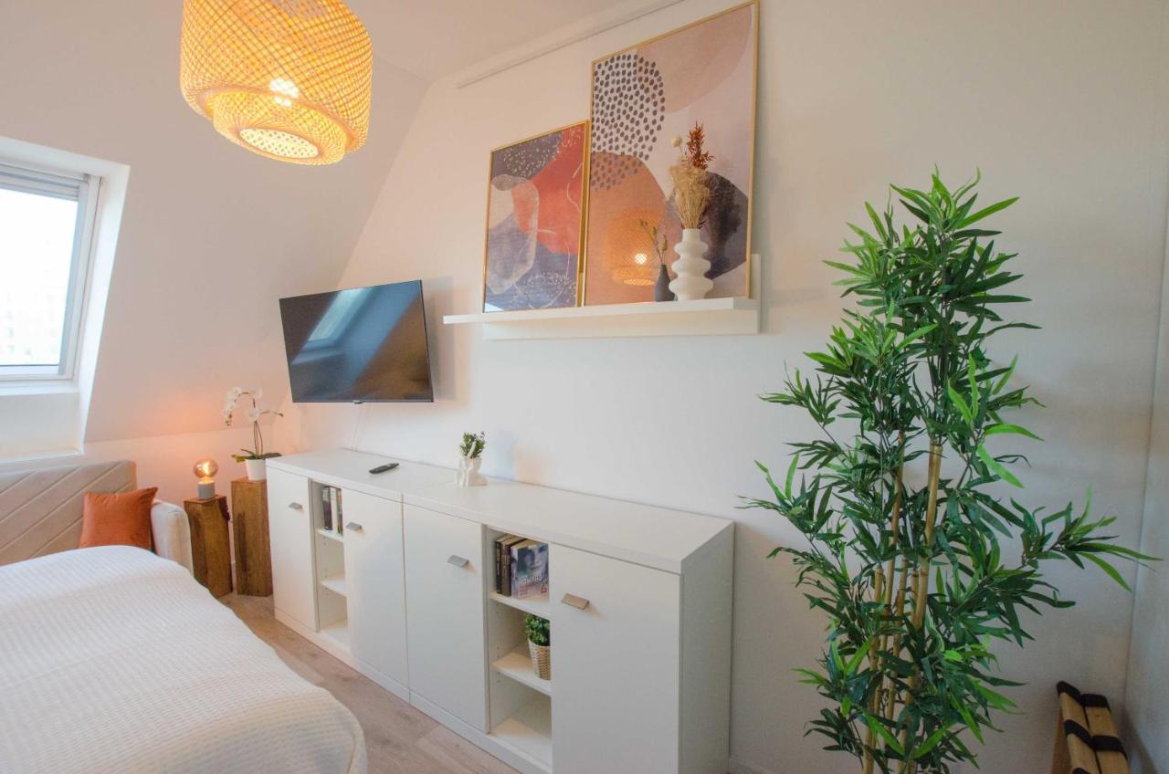 Casarina - Gemuetliches Apartment Im Zentrum Augsburg Zewnętrze zdjęcie