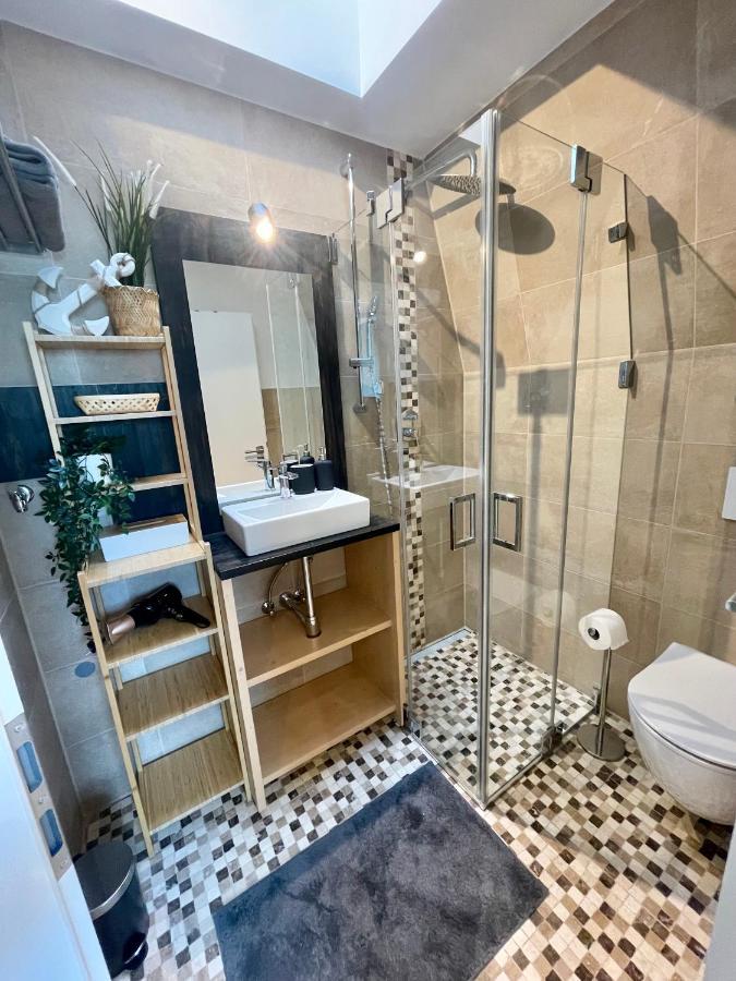 Casarina - Gemuetliches Apartment Im Zentrum Augsburg Zewnętrze zdjęcie